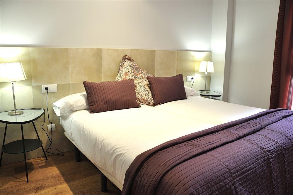Weflating Gracia Apartment บาร์เซโลนา ภายนอก รูปภาพ