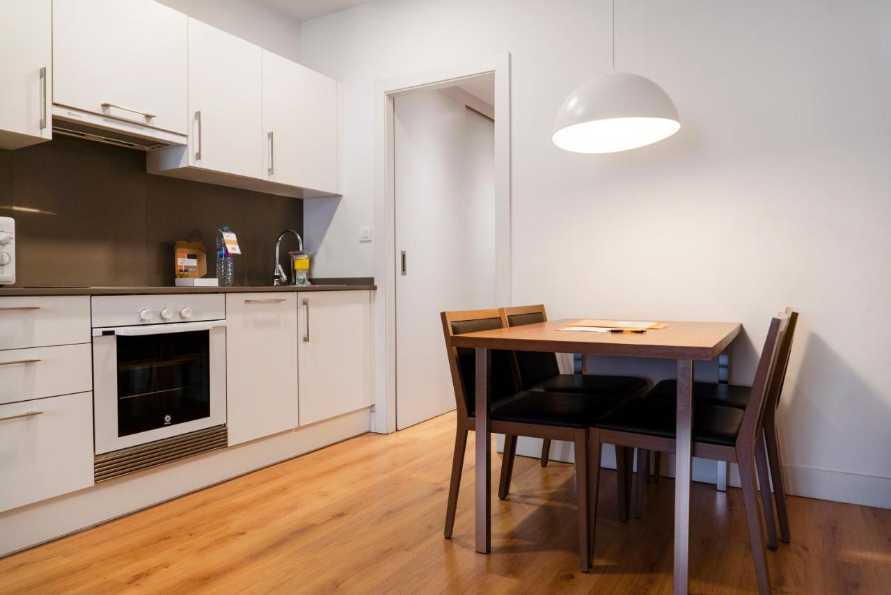 Weflating Gracia Apartment บาร์เซโลนา ภายนอก รูปภาพ