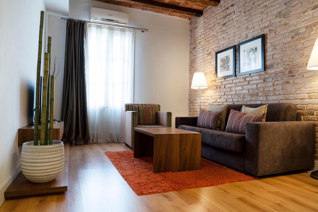 Weflating Gracia Apartment บาร์เซโลนา ภายนอก รูปภาพ